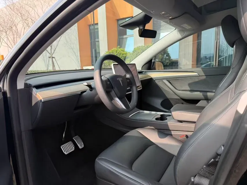 2022 Tesla Model Y BEV 60KWH,autocango,china used car exporter,china ev exporter,chinese used car exporter,chinese used ev exporter