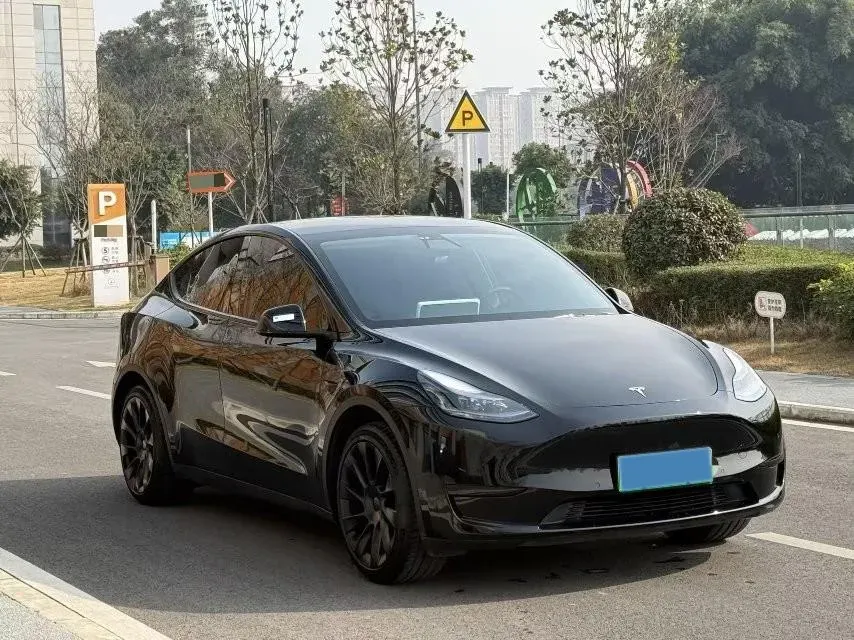2022 Tesla Model Y BEV 60KWH,autocango,china used car exporter,china ev exporter,chinese used car exporter,chinese used ev exporter