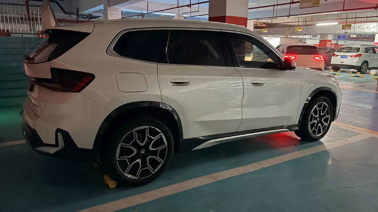 2023 BMW X1 2.0T 204HP L4 7DCT,autocango,china used car exporter,china ev exporter,chinese used car exporter,chinese used ev exporter