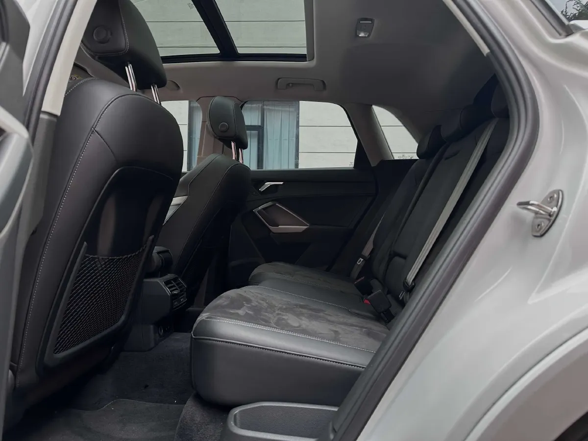 2023 Audi Q3 1.4T 150HP L4 7DCT,autocango,china used car exporter,china ev exporter,chinese used car exporter,chinese used ev exporter