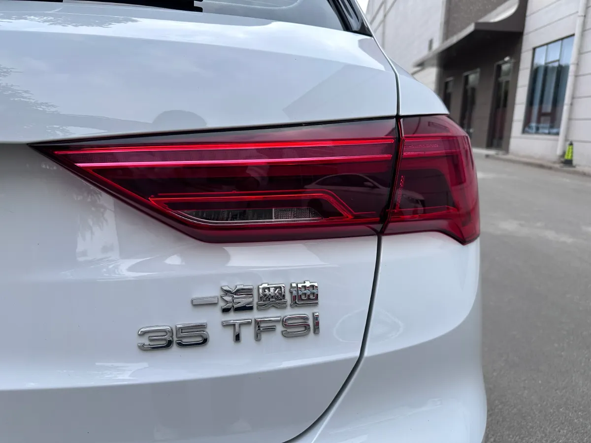 2023 Audi Q3 1.4T 150HP L4 7DCT,autocango,china used car exporter,china ev exporter,chinese used car exporter,chinese used ev exporter