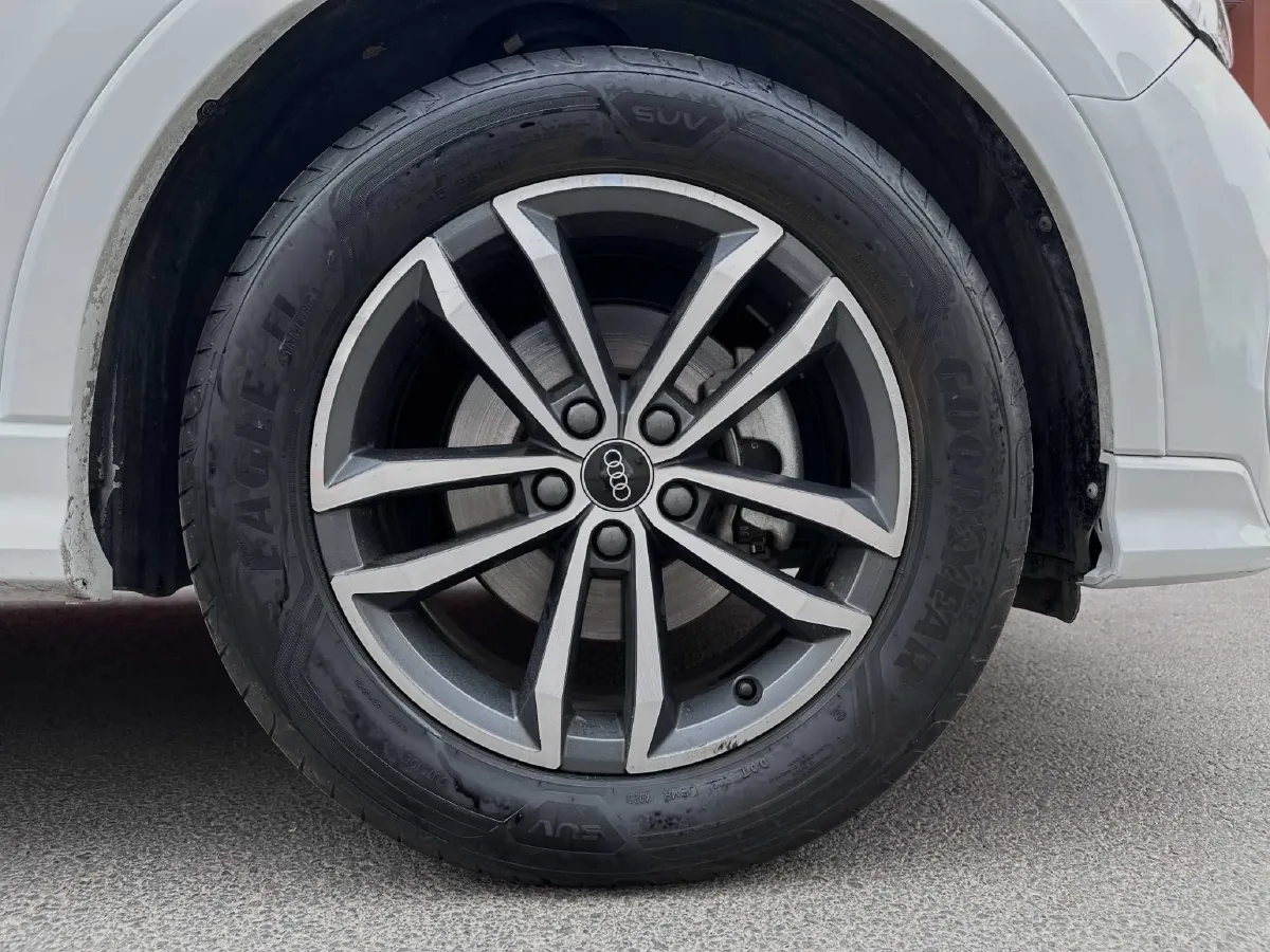 2023 Audi Q3 1.4T 150HP L4 7DCT,autocango,china used car exporter,china ev exporter,chinese used car exporter,chinese used ev exporter