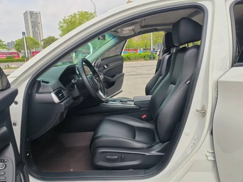 2018 Honda Accord 1.5T 194HP L4 CVT,autocango,china used car exporter,china ev exporter,chinese used car exporter,chinese used ev exporter