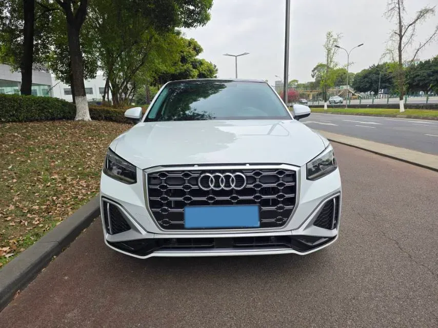 2023 Audi Q2L 1.5T 160HP L4 7DCT,autocango,china used car exporter,china ev exporter,chinese used car exporter,chinese used ev exporter