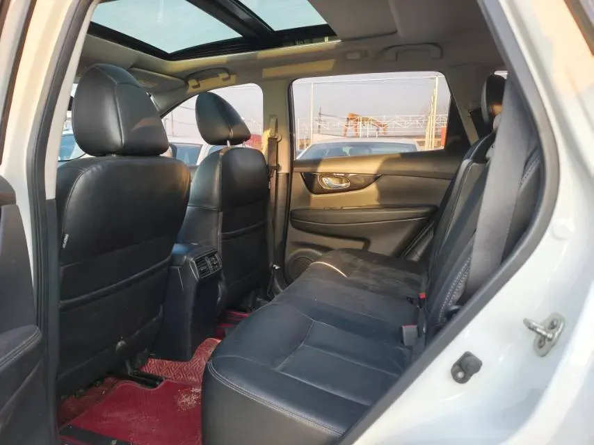 2021 Nissan X-Trail 2.0L 151HP L4 CVT,autocango,china used car exporter,china ev exporter,chinese used car exporter,chinese used ev exporter