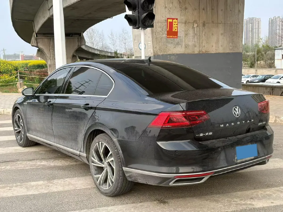 2020 Volkswagen Magotan 2.0T 186HP L4 7DCT,autocango,china used car exporter,china ev exporter,chinese used car exporter,chinese used ev exporter