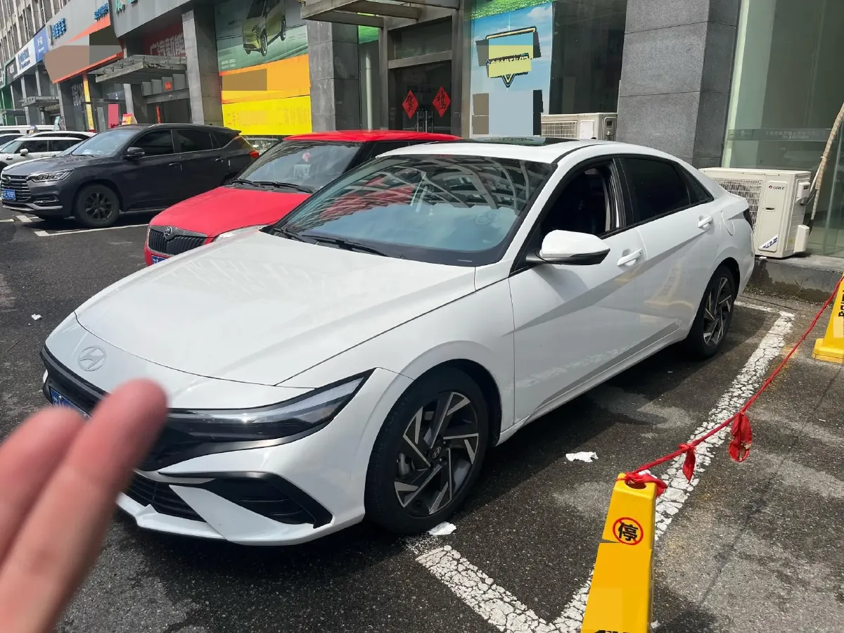 2022 Hyundai Elantra 1.5L 115HP L4 CVT,autocango,china used car exporter,china ev exporter,chinese used car exporter,chinese used ev exporter