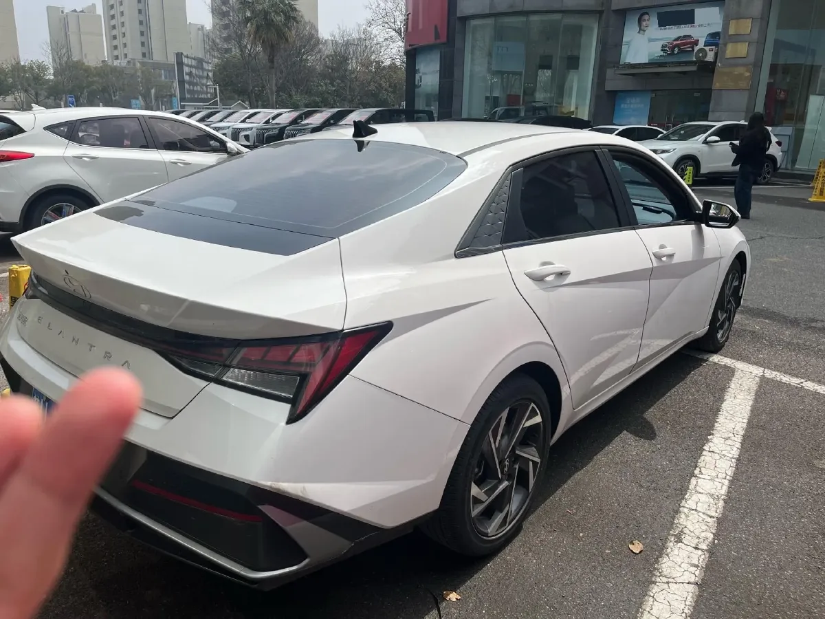 2022 Hyundai Elantra 1.5L 115HP L4 CVT,autocango,china used car exporter,china ev exporter,chinese used car exporter,chinese used ev exporter