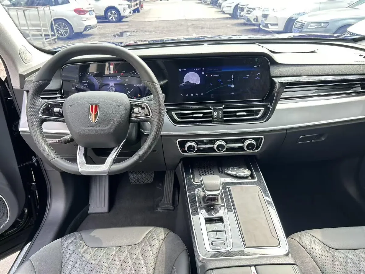 2023 HongQi HS5 2.0T 252HP L4 8AT,autocango,china used car exporter,china ev exporter,chinese used car exporter,chinese used ev exporter