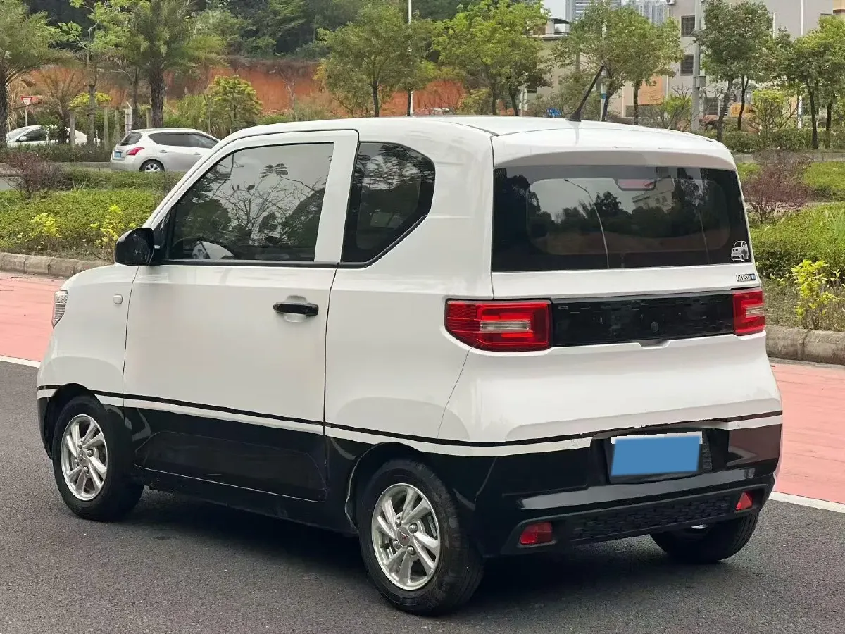 2021 WuLing HongGuang MINI EV BEV 13.9KWH,autocango,china used car exporter,china ev exporter,chinese used car exporter,chinese used ev exporter