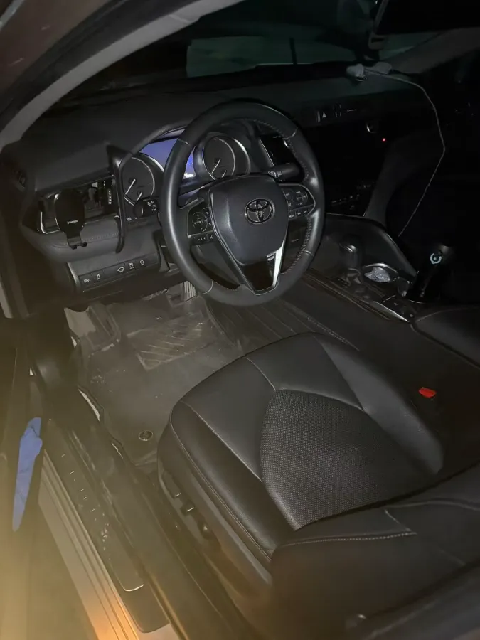 2019 Toyota Camry 2.5L 209HP L4 8AT,autocango,china used car exporter,china ev exporter,chinese used car exporter,chinese used ev exporter