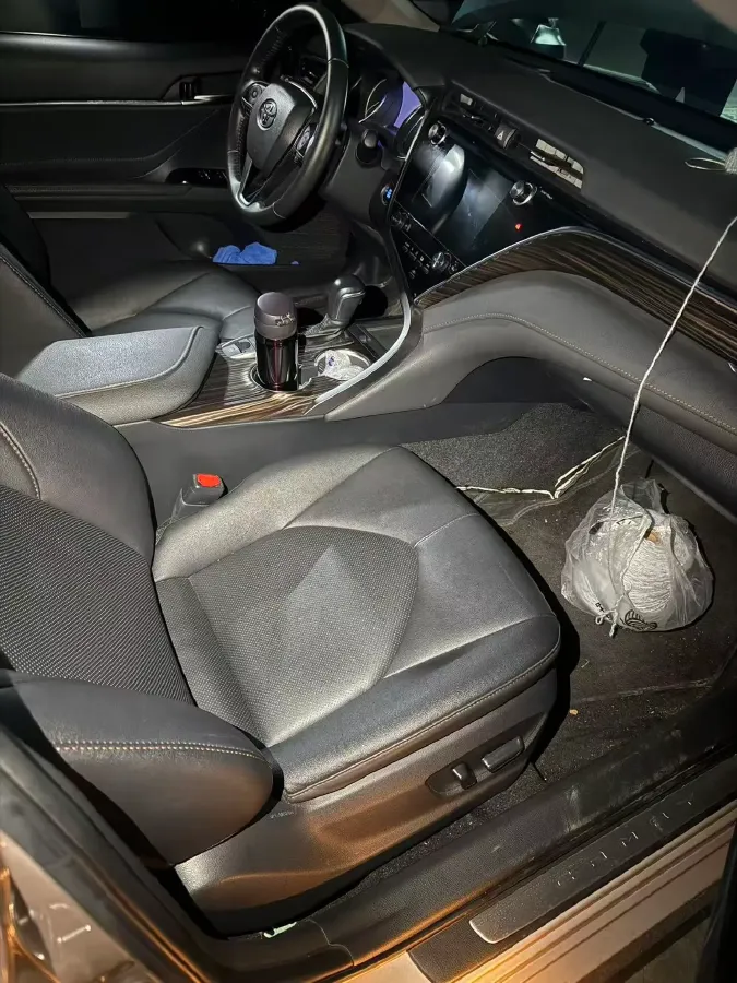 2019 Toyota Camry 2.5L 209HP L4 8AT,autocango,china used car exporter,china ev exporter,chinese used car exporter,chinese used ev exporter