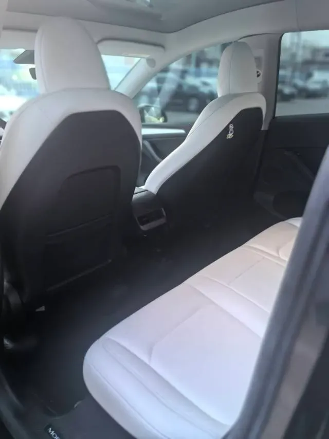 2022 Tesla Model Y BEV 60KWH,autocango,china used car exporter,china ev exporter,chinese used car exporter,chinese used ev exporter