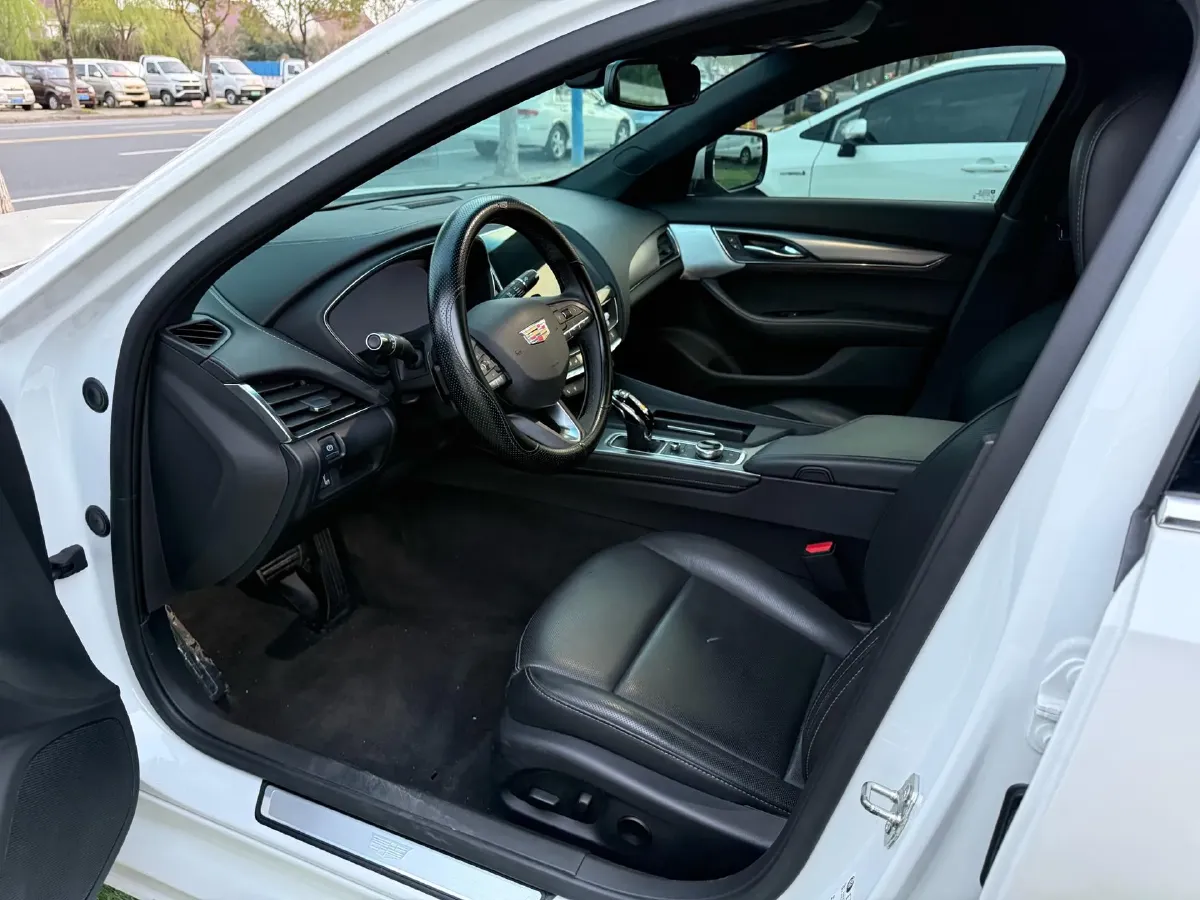 2023 Cadillac CT5 2.0T 237HP L4 10AT,autocango,china used car exporter,china ev exporter,chinese used car exporter,chinese used ev exporter