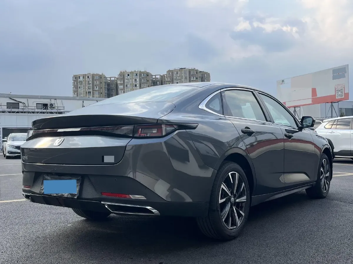 2025 ChangAn Eado 1.5T 192HP L4 7DCT,autocango,china used car exporter,china ev exporter,chinese used car exporter,chinese used ev exporter