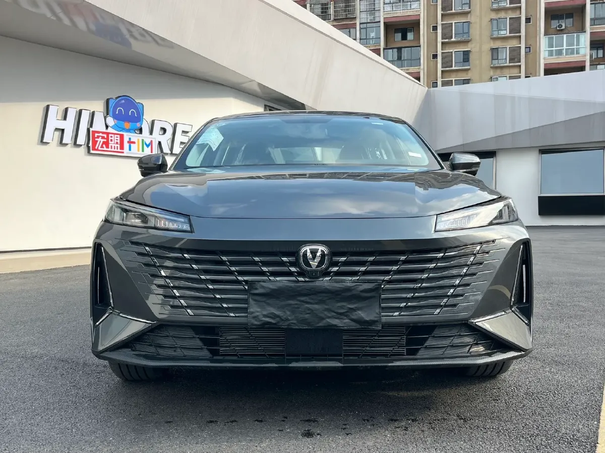 2025 ChangAn Eado 1.5T 192HP L4 7DCT,autocango,china used car exporter,china ev exporter,chinese used car exporter,chinese used ev exporter