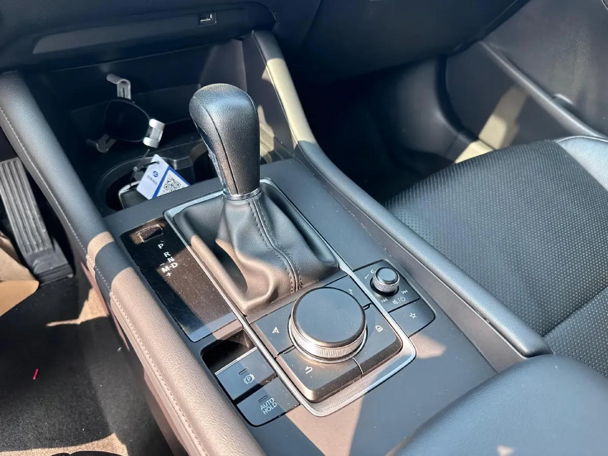 2021 Mazda 3 Axela 1.5L 117HP L4 6AT,autocango,china used car exporter,china ev exporter,chinese used car exporter,chinese used ev exporter