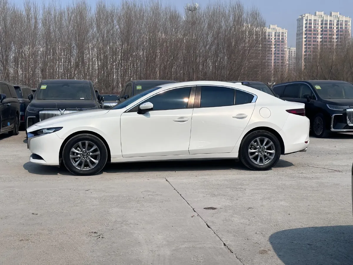 2021 Mazda 3 Axela 1.5L 117HP L4 6AT,autocango,china used car exporter,china ev exporter,chinese used car exporter,chinese used ev exporter