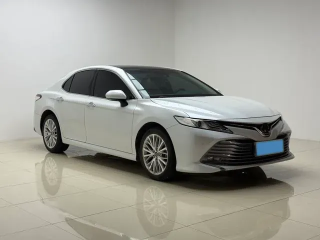 2019 Toyota Camry 2.5L 209HP L4 8AT,autocango,china used car exporter,china ev exporter,chinese used car exporter,chinese used ev exporter