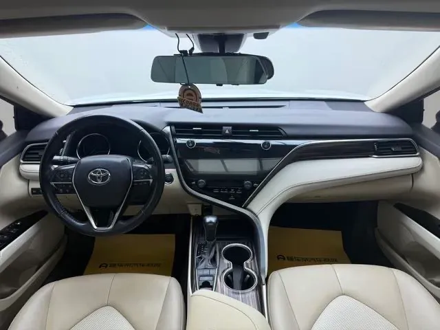 2019 Toyota Camry 2.5L 209HP L4 8AT,autocango,china used car exporter,china ev exporter,chinese used car exporter,chinese used ev exporter