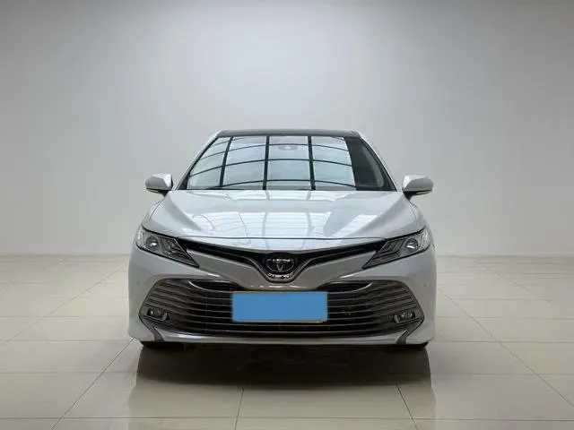 2019 Toyota Camry 2.5L 209HP L4 8AT,autocango,china used car exporter,china ev exporter,chinese used car exporter,chinese used ev exporter
