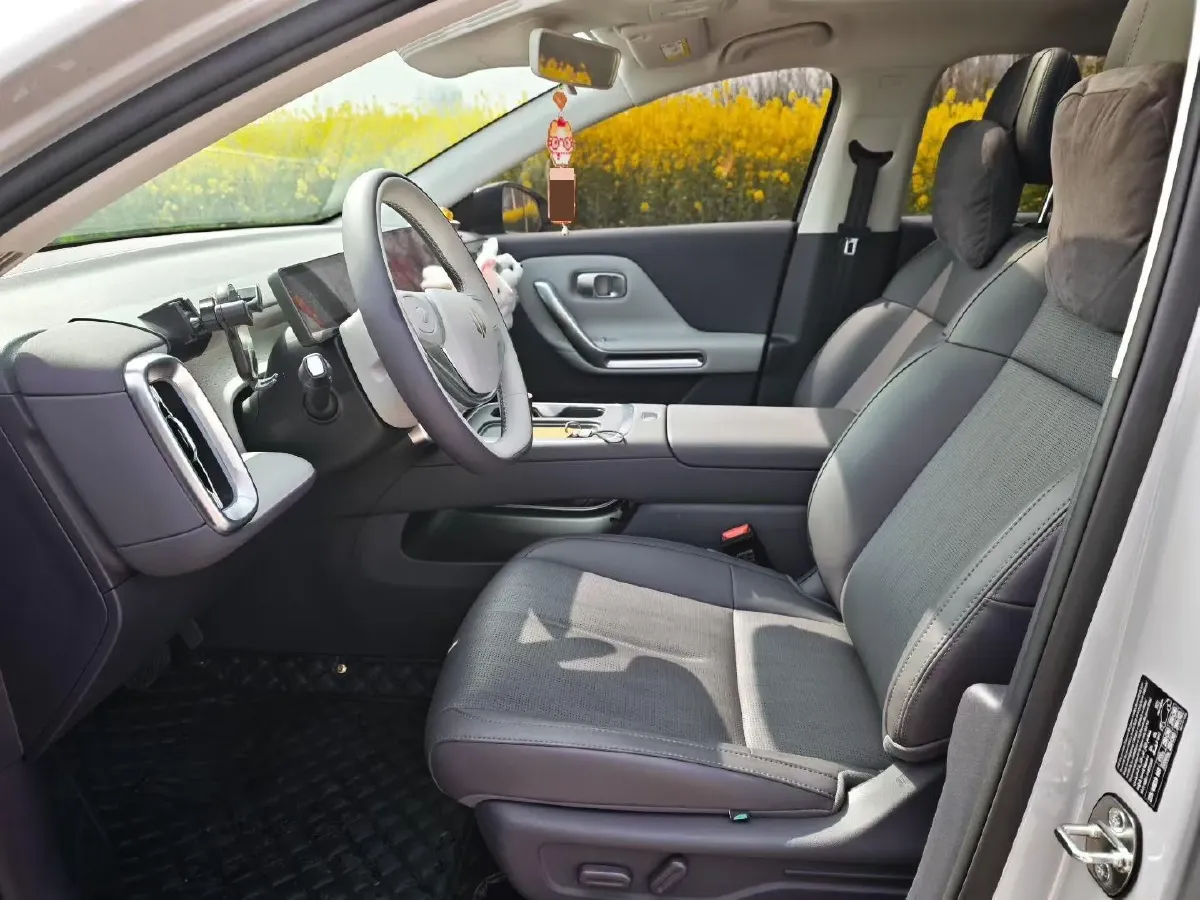 2025 BaoJun YepPlus BEV 41.9KWH,autocango,china used car exporter,china ev exporter,chinese used car exporter,chinese used ev exporter