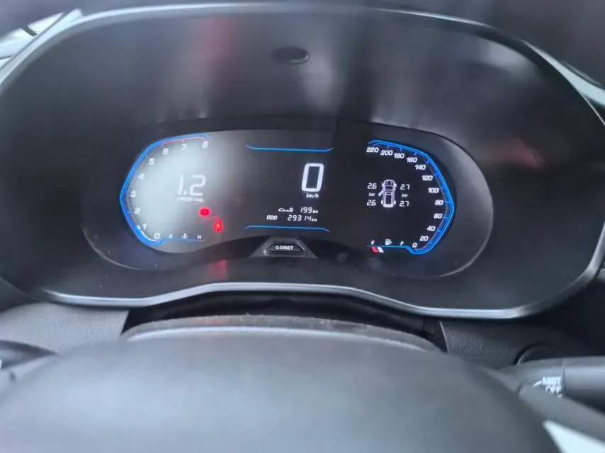 2019 WuLing HongGuang S3 1.5L 99HP L4 6MT,autocango,china used car exporter,china ev exporter,chinese used car exporter,chinese used ev exporter