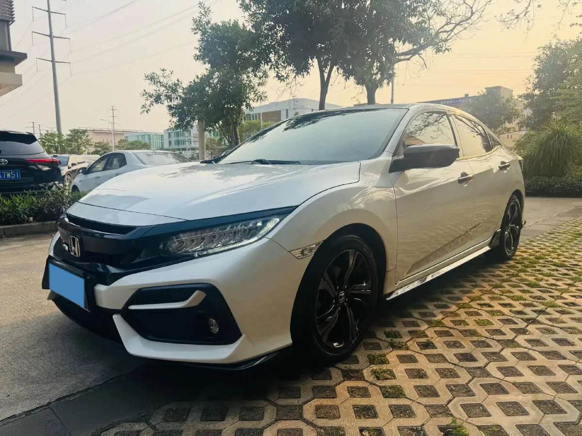 2021 Honda Civic 1.5T 177HP L4 CVT,autocango,china used car exporter,china ev exporter,chinese used car exporter,chinese used ev exporter