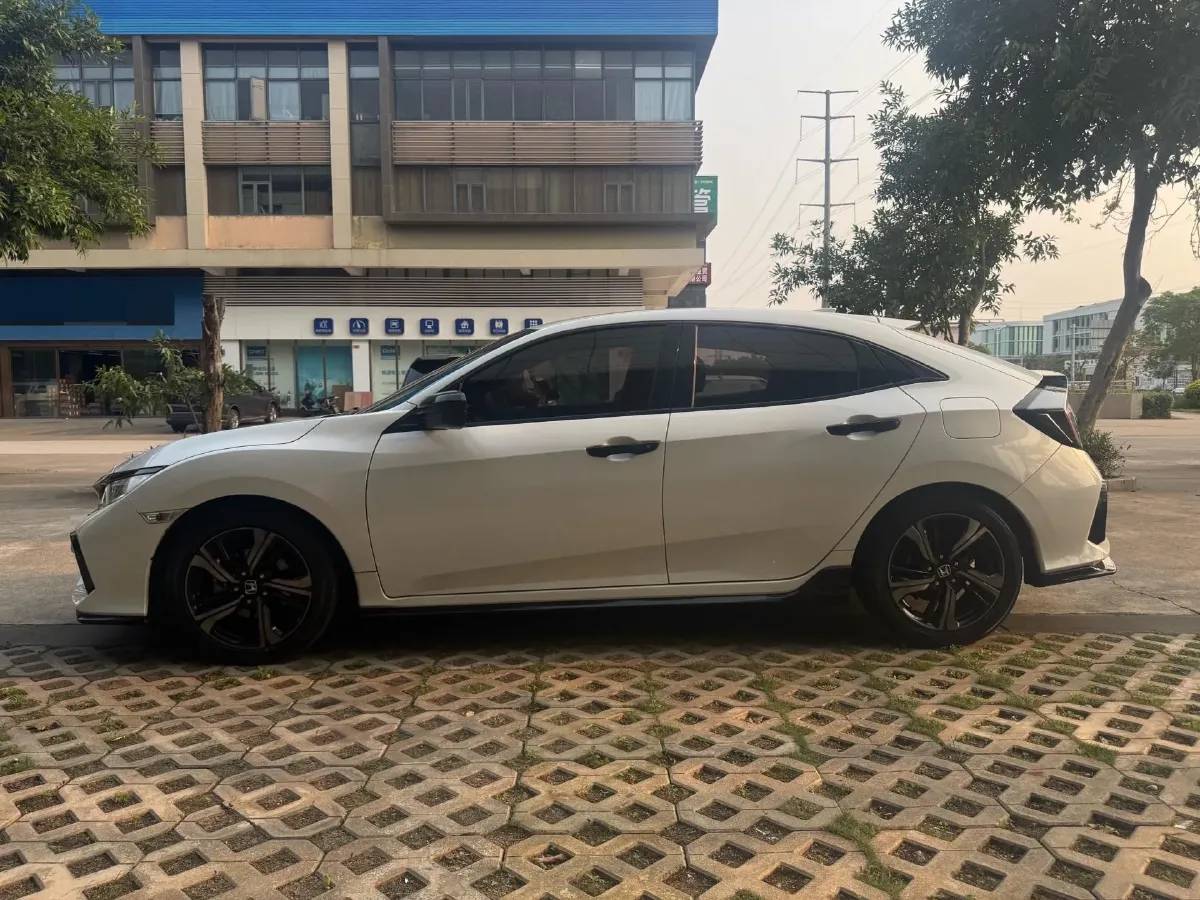 2021 Honda Civic 1.5T 177HP L4 CVT,autocango,china used car exporter,china ev exporter,chinese used car exporter,chinese used ev exporter