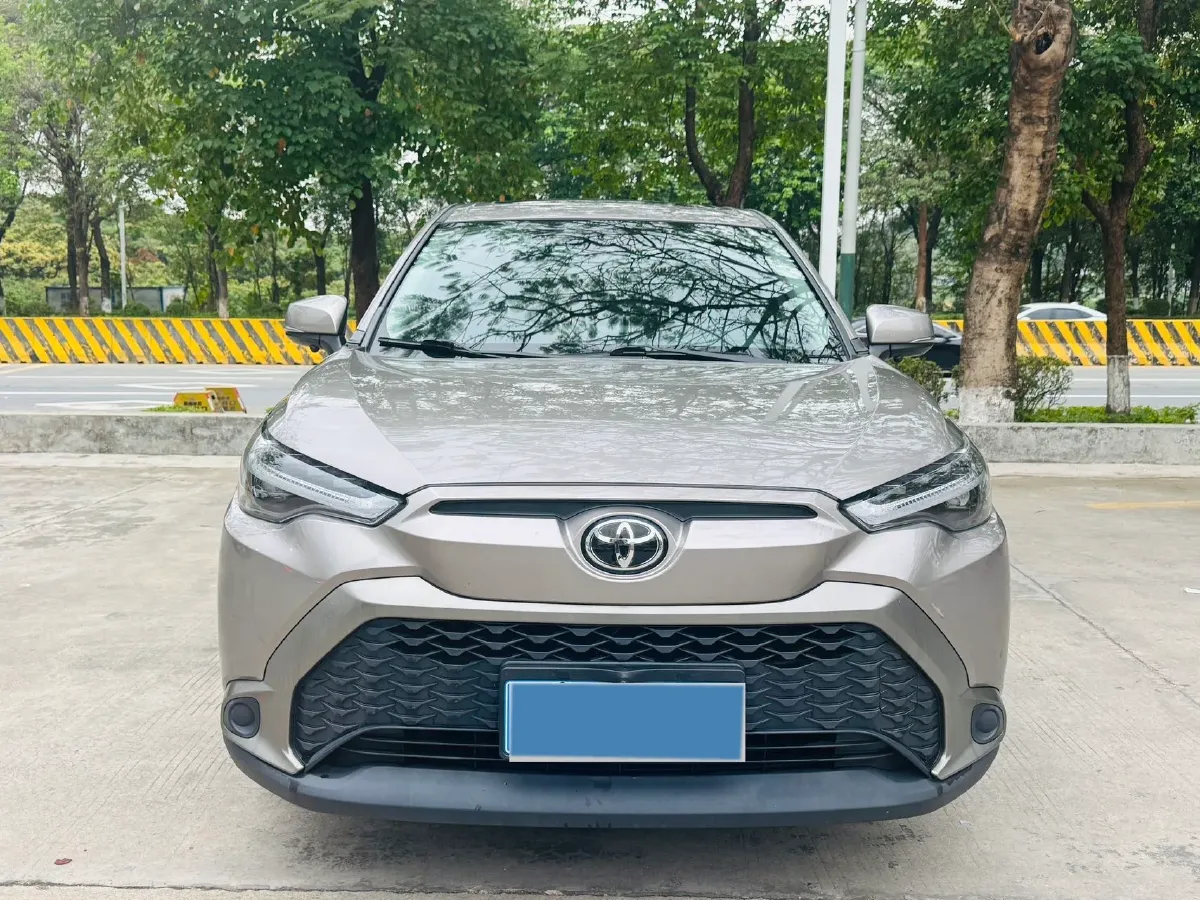 2022 Toyota Frontlander 2.0L 171HP L4 CVT,autocango,china used car exporter,china ev exporter,chinese used car exporter,chinese used ev exporter