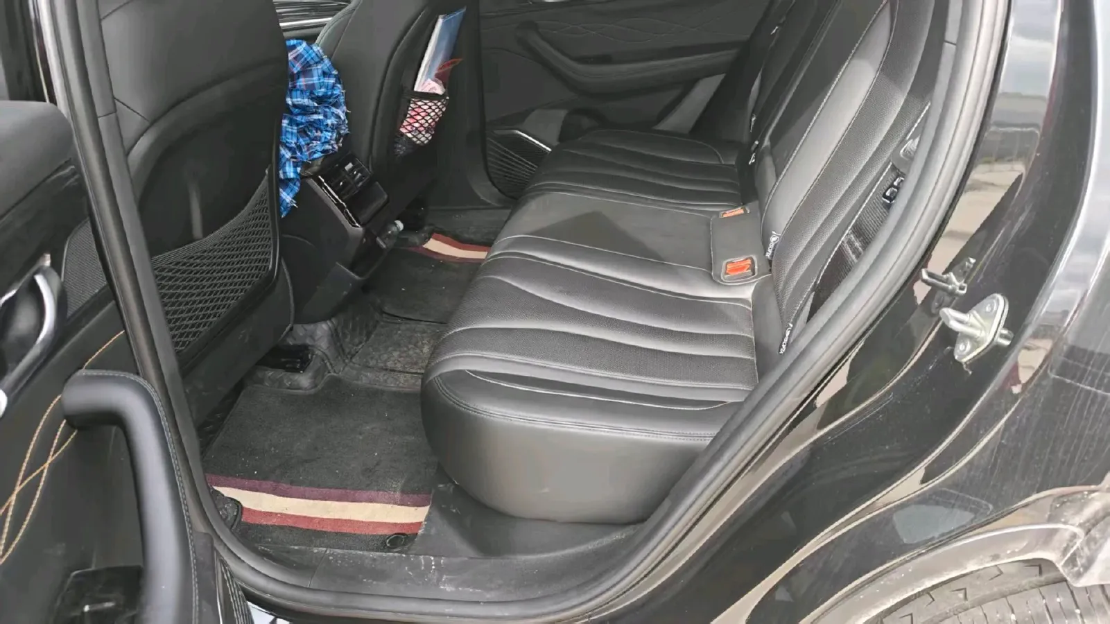 2025 Geely Monjaro 2.0T 238HP L4 8AT,autocango,china used car exporter,china ev exporter,chinese used car exporter,chinese used ev exporter