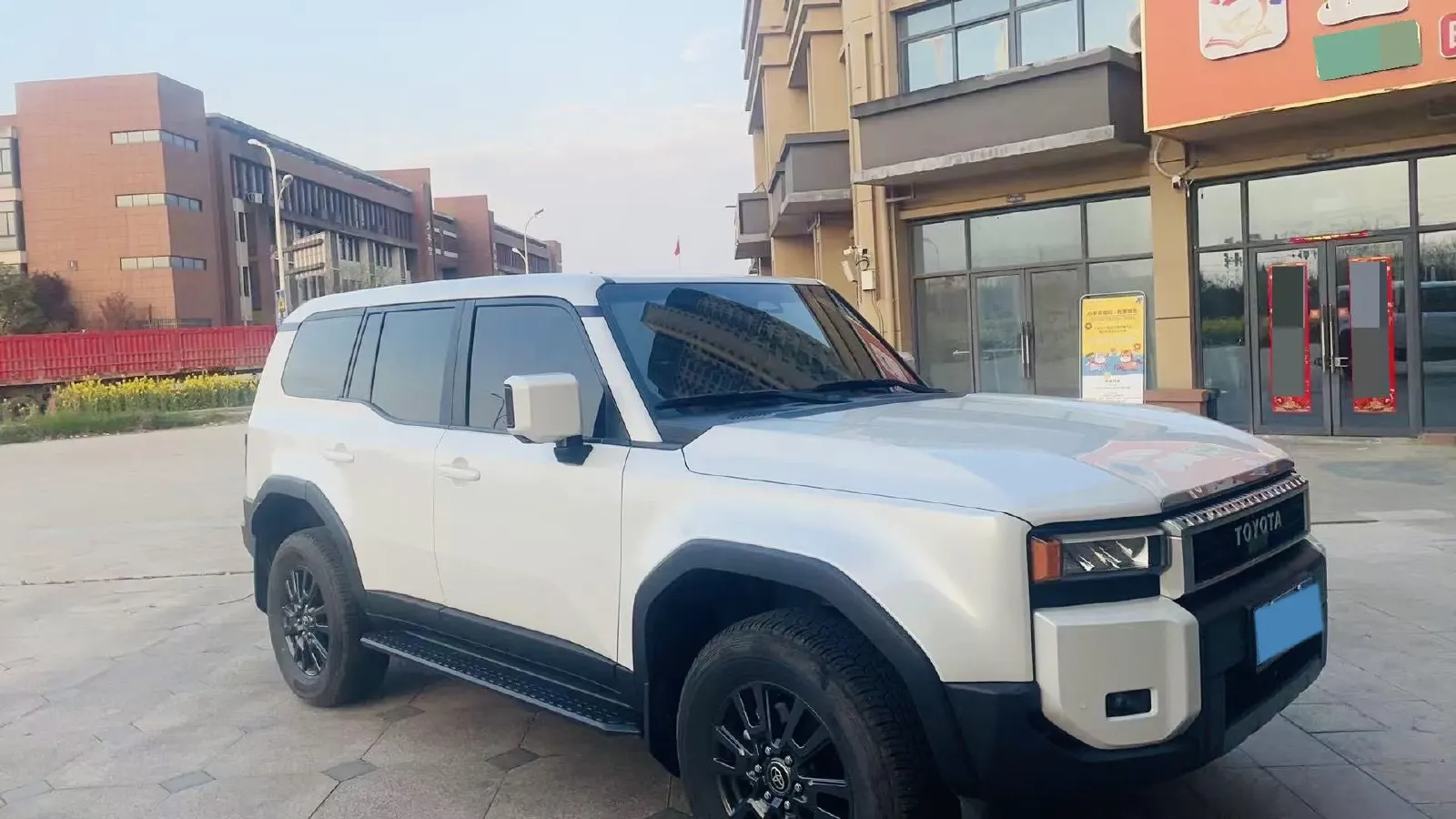 2024 Toyota Land Cruiser Prado 2.4T 282HP L4 8AT Hybrid,autocango,china used car exporter,china ev exporter,chinese used car exporter,chinese used ev exporter