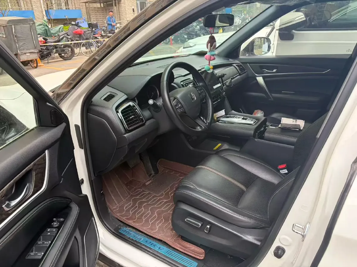 2020 Honda UR-V 2.0T 272HP L4 9AT,autocango,china used car exporter,china ev exporter,chinese used car exporter,chinese used ev exporter