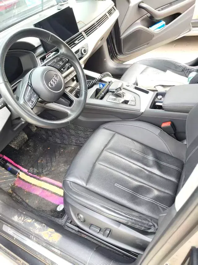 2020 Audi A4L 2.0T 190HP L4 7DCT,autocango,china used car exporter,china ev exporter,chinese used car exporter,chinese used ev exporter