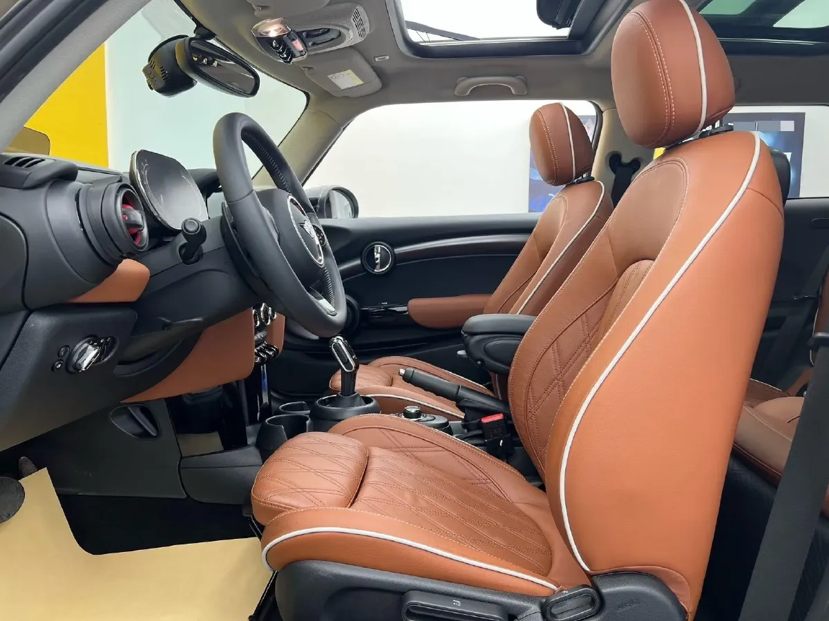 2023 MINI MINI 2.0T 192HP L4 7DCT,autocango,china used car exporter,china ev exporter,chinese used car exporter,chinese used ev exporter