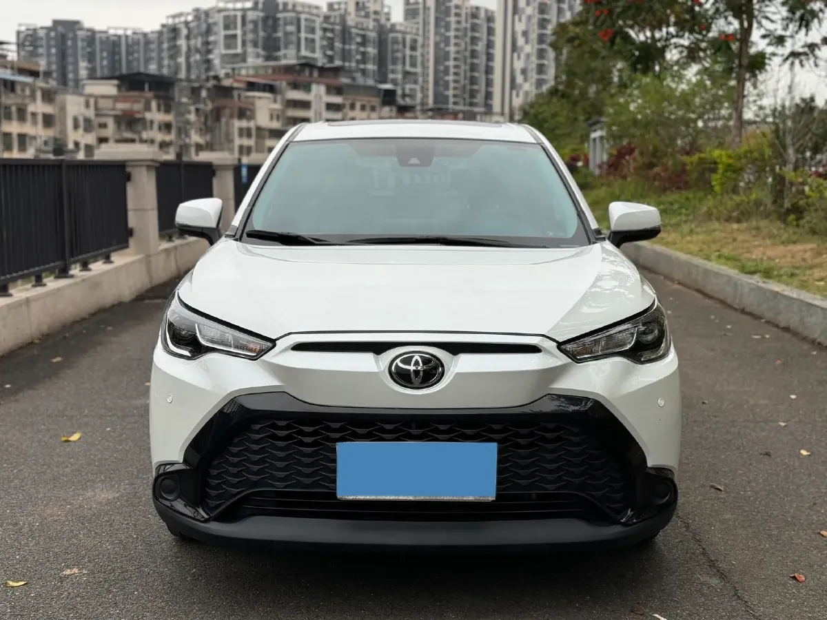 2023 Toyota Frontlander 2.0L 171HP L4 CVT,autocango,china used car exporter,china ev exporter,chinese used car exporter,chinese used ev exporter