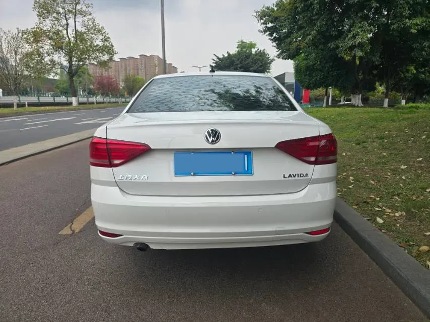 2017 Buick Excelle 1.5L 114HP L4 5MT,autocango,china used car exporter,china ev exporter,chinese used car exporter,chinese used ev exporter