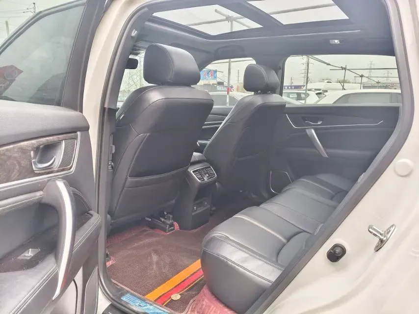 2020 Honda UR-V 2.0T 272HP L4 9AT,autocango,china used car exporter,china ev exporter,chinese used car exporter,chinese used ev exporter