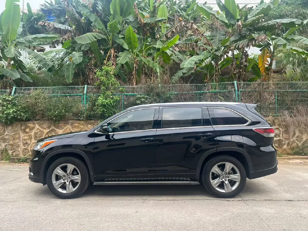 2017 Toyota Highlander 2.0T 220HP L4 6AT,autocango,china used car exporter,china ev exporter,chinese used car exporter,chinese used ev exporter