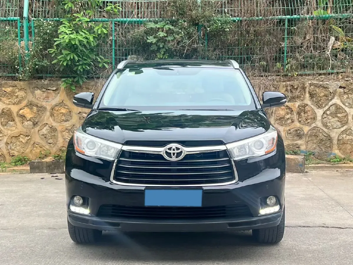 2017 Toyota Highlander 2.0T 220HP L4 6AT,autocango,china used car exporter,china ev exporter,chinese used car exporter,chinese used ev exporter
