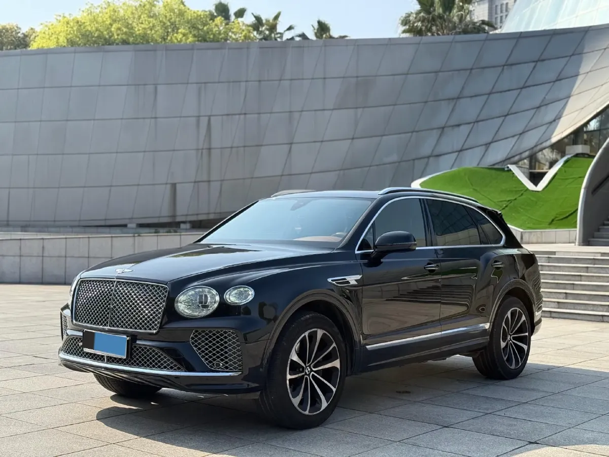 2021 Bentley Bentayga 4.0T 550HP V8 8AT,autocango,china used car exporter,china ev exporter,chinese used car exporter,chinese used ev exporter