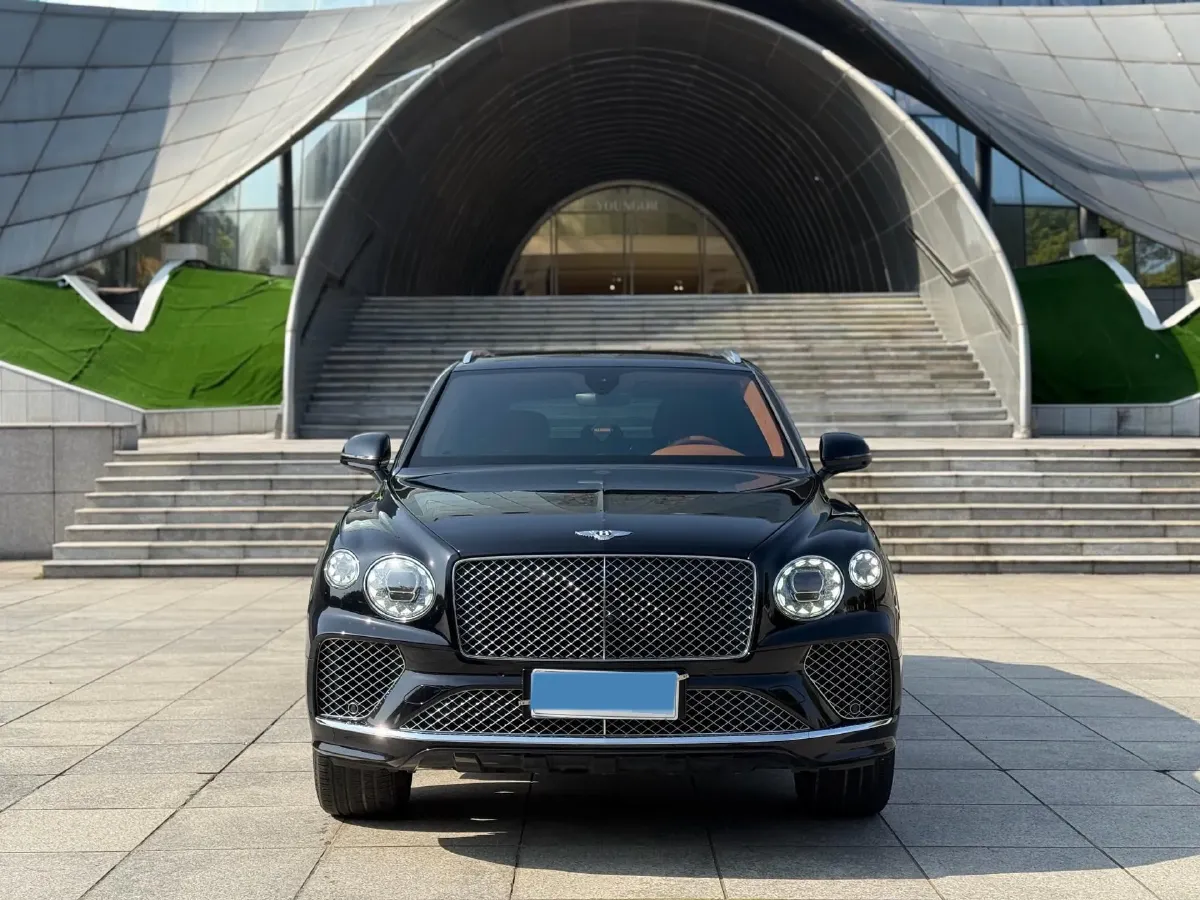 2021 Bentley Bentayga 4.0T 550HP V8 8AT,autocango,china used car exporter,china ev exporter,chinese used car exporter,chinese used ev exporter