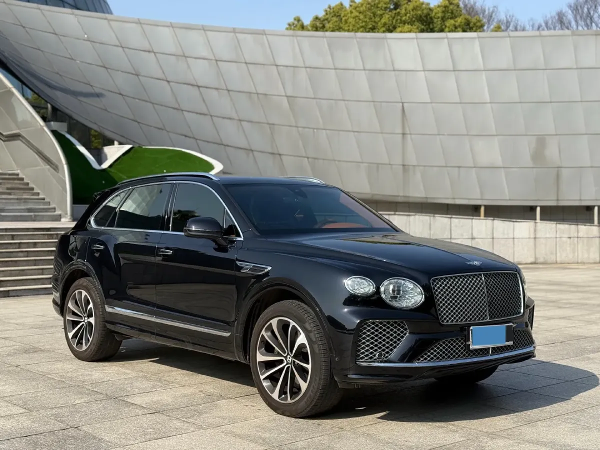 2021 Bentley Bentayga 4.0T 550HP V8 8AT,autocango,china used car exporter,china ev exporter,chinese used car exporter,chinese used ev exporter