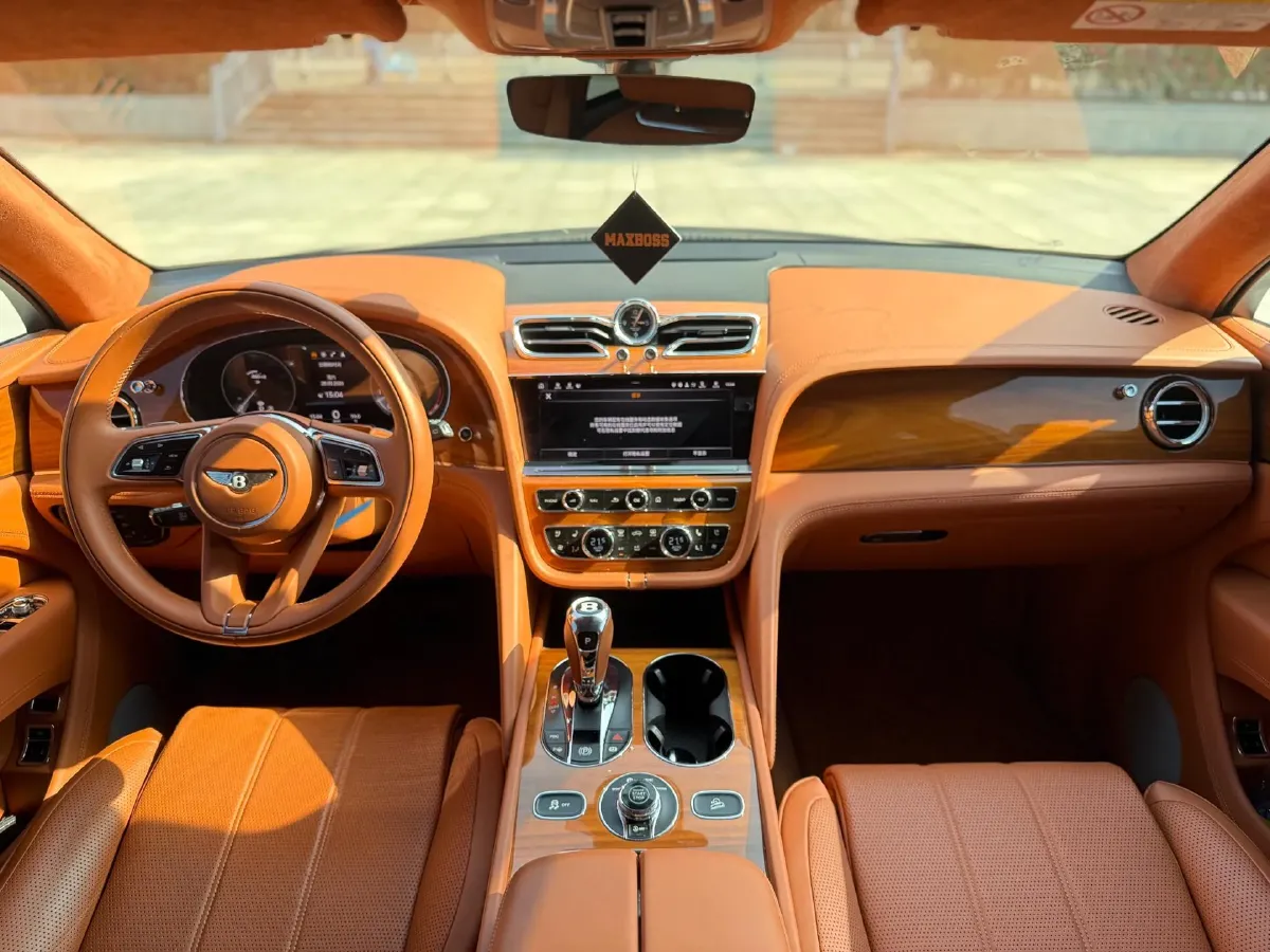 2021 Bentley Bentayga 4.0T 550HP V8 8AT,autocango,china used car exporter,china ev exporter,chinese used car exporter,chinese used ev exporter