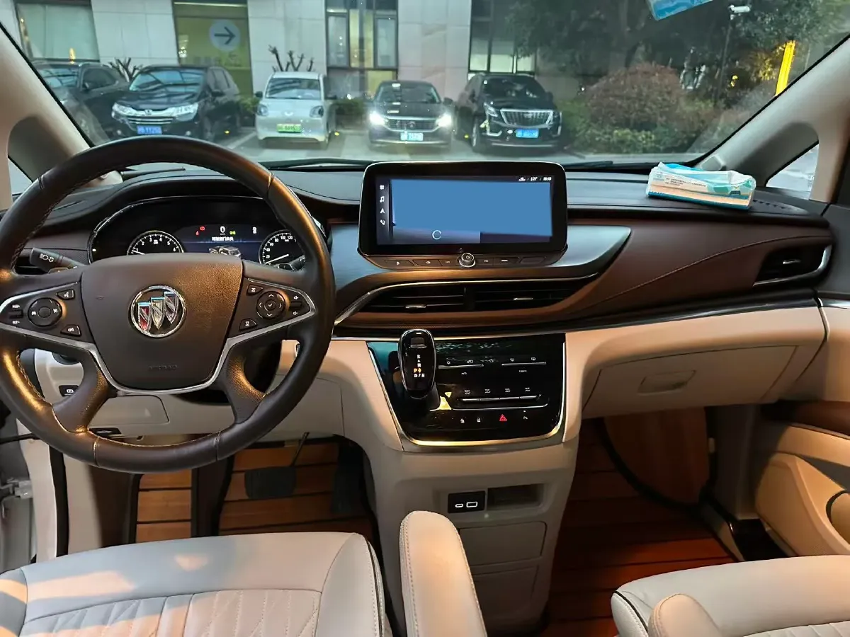 2022 Buick GL8 2.0T 237HP L4 9AT,autocango,china used car exporter,china ev exporter,chinese used car exporter,chinese used ev exporter