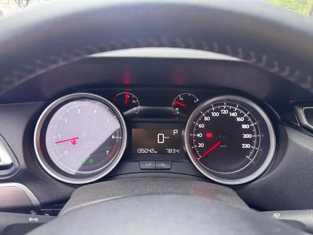 2018 Peugeot 408 1.6T 167HP L4 6AT,autocango,china used car exporter,china ev exporter,chinese used car exporter,chinese used ev exporter