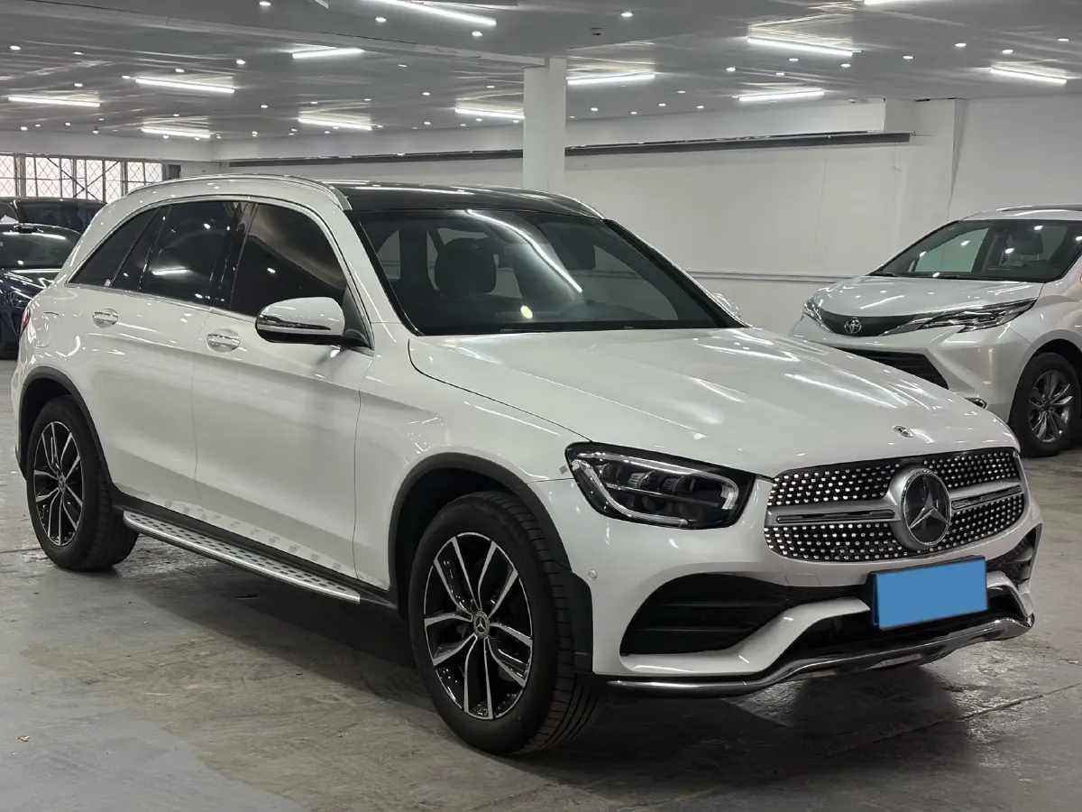 2021 Mercedes-Benz GLC Class 2.0T 258HP L4 9AT,autocango,china used car exporter,china ev exporter,chinese used car exporter,chinese used ev exporter