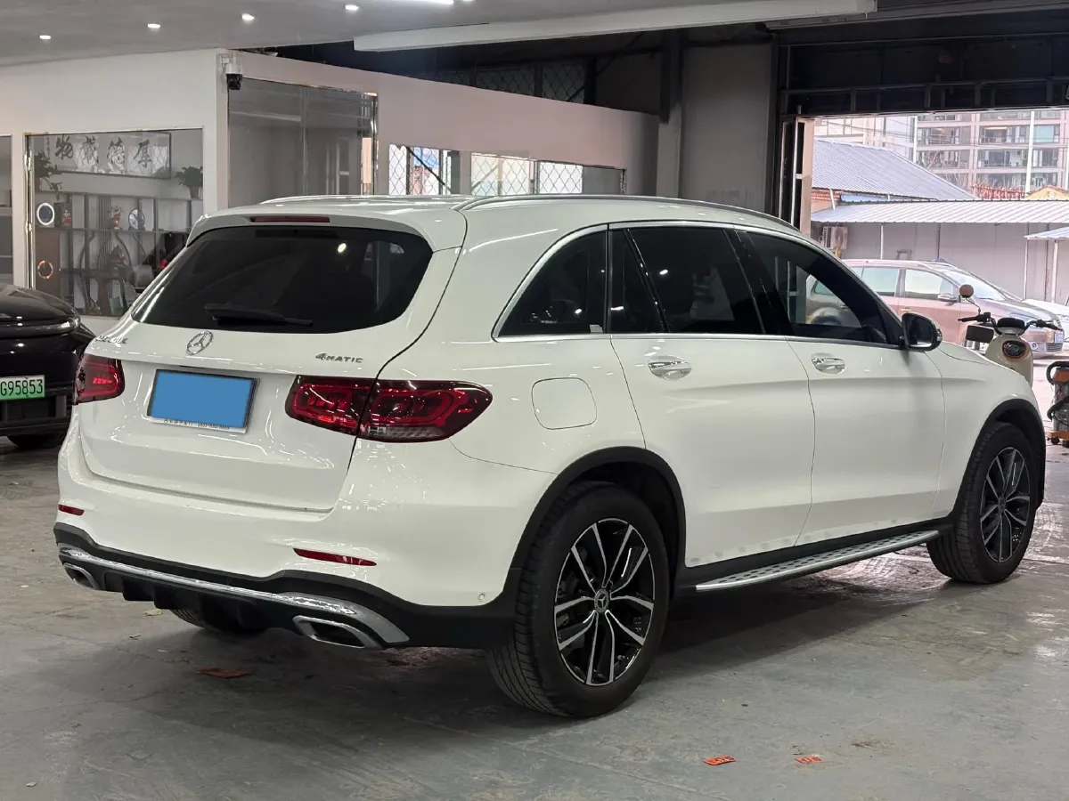 2021 Mercedes-Benz GLC Class 2.0T 258HP L4 9AT,autocango,china used car exporter,china ev exporter,chinese used car exporter,chinese used ev exporter