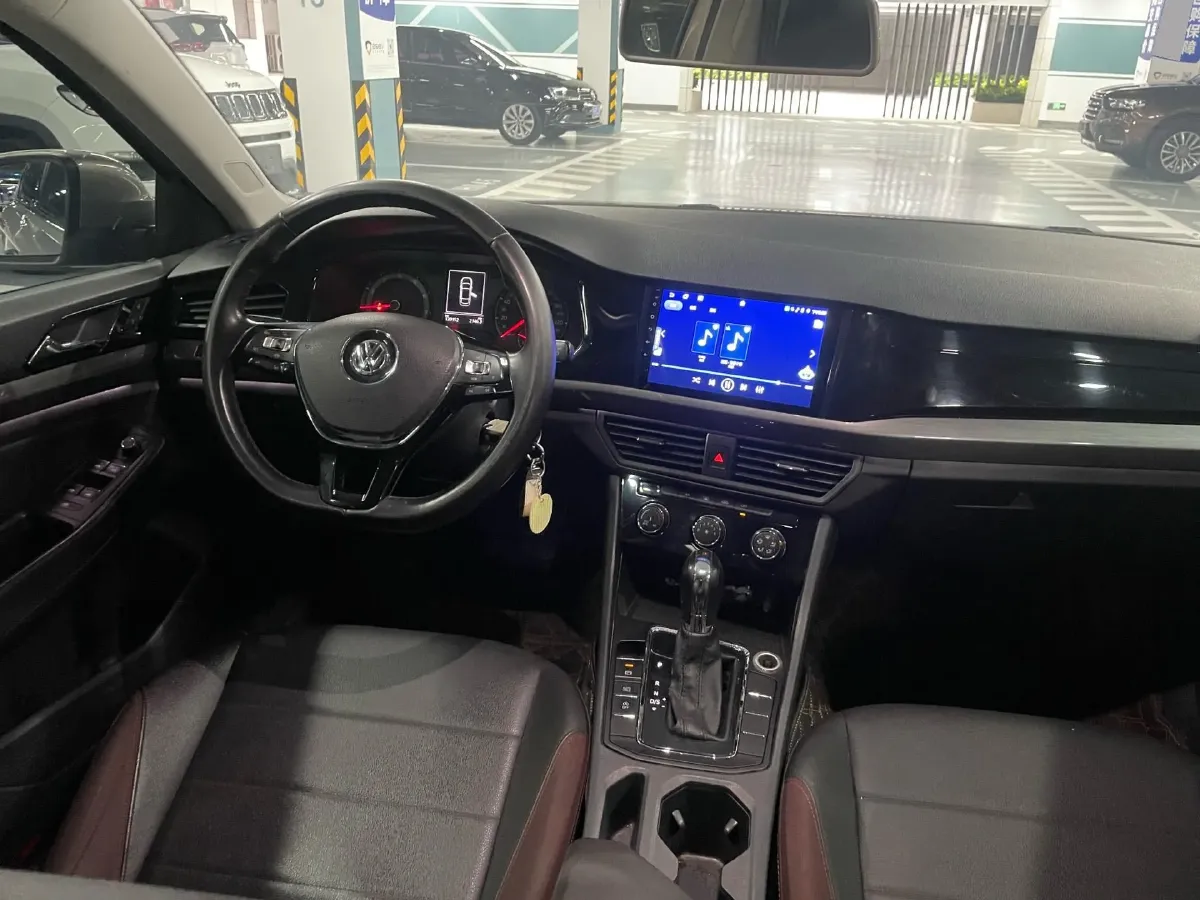 2019 Roewe RX5 MAX 1.5T 173HP L4 6AT,autocango,china used car exporter,china ev exporter,chinese used car exporter,chinese used ev exporter