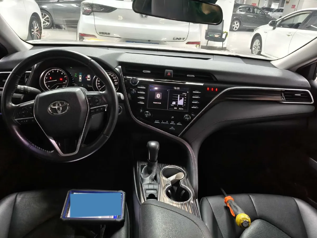 2018 Toyota Camry 2.5L 209HP L4 8AT,autocango,china used car exporter,china ev exporter,chinese used car exporter,chinese used ev exporter